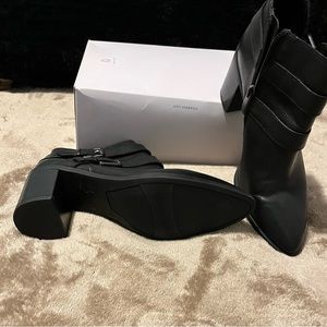 Ankle boots made by Franco Sarto brand new!